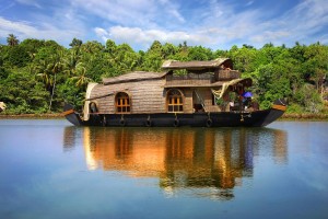 53_Luxury-Boat-in-Kerala